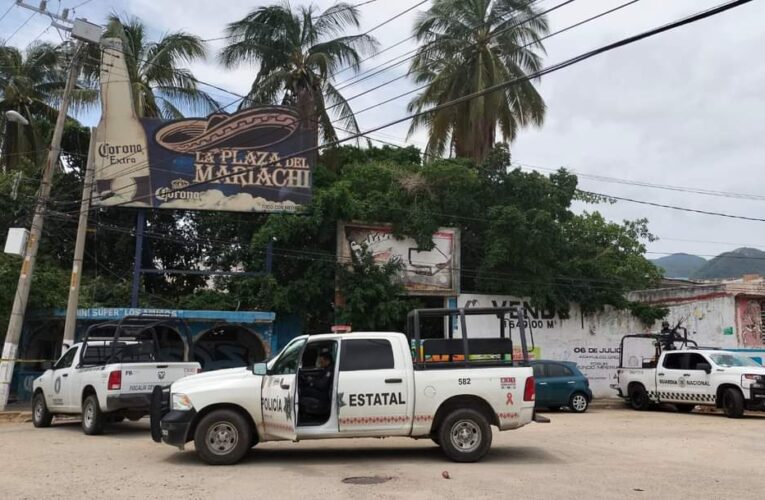LOCALIZAN PUTREFACTO, EL CUERPO DE UNA PERSONA EN LA PLAZA DEL MARIACHI!!