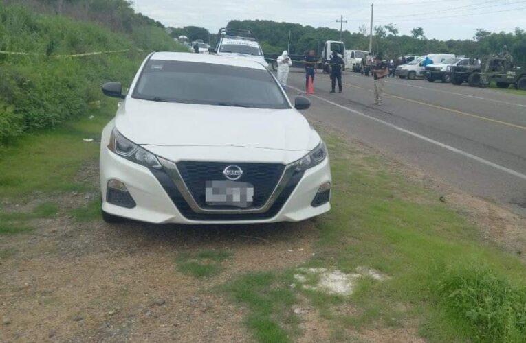 Localizan a un hombre asesinado a tiros, en la cajuela de un auto, en la Costa Grande.