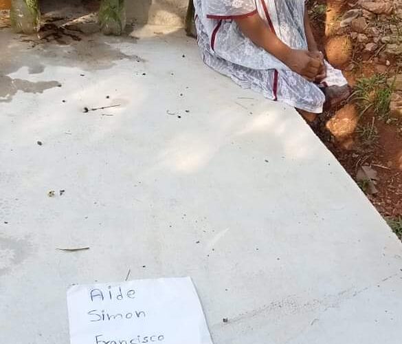 Urgen amuzgos a la Fiscalía, resultados de causas de la muerte de su hija, la exhumaron hace dos meses.