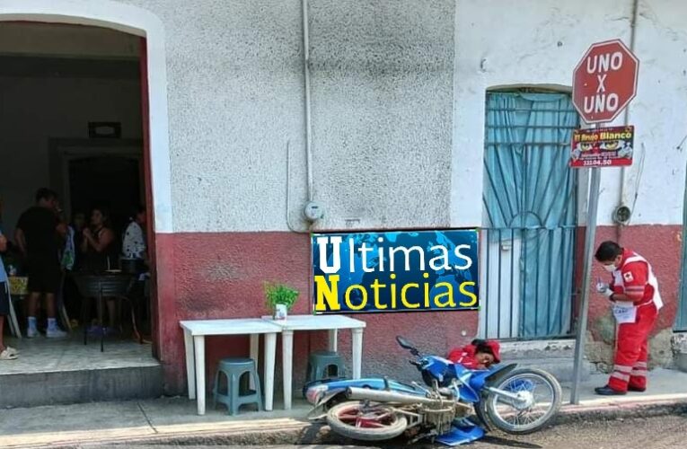 Atacan a b4l4zos a una mujer en pleno centro de #Iguala!!