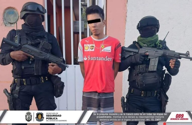 Capturan a sujeto con un pistola , 3 cargadores y dinero en efectivo!