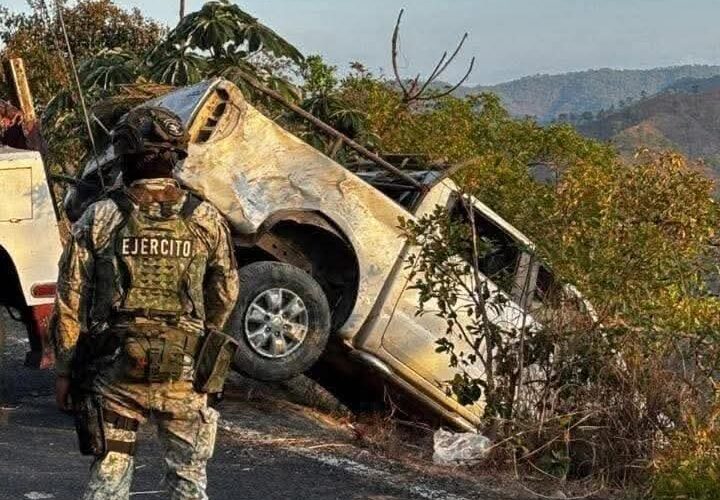 En fatal accidente automovilístico, muere exalcalde de Tlacotepec y 2 de sus acompañantes.!!