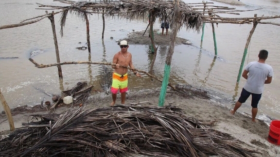 Preocupante el nivel de la laguna de tres palos; lugareños.